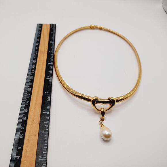 MONET Vintage Gold Omega Chain Necklace Faux Pearl Pendant 19” Signed - Picture 12 of 12